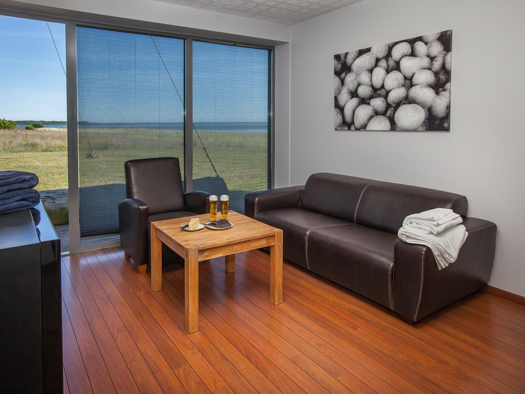 Harbor House Lomala Guest House Екстериор снимка